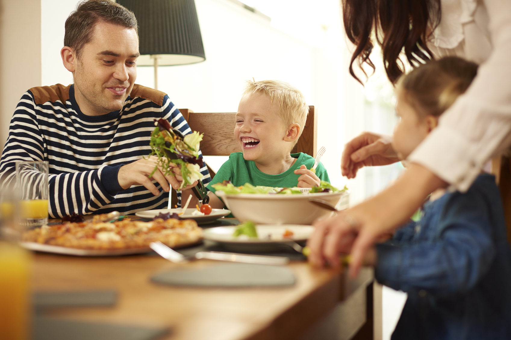4 Recipes For Connecting With Your Kids At Family Dinners