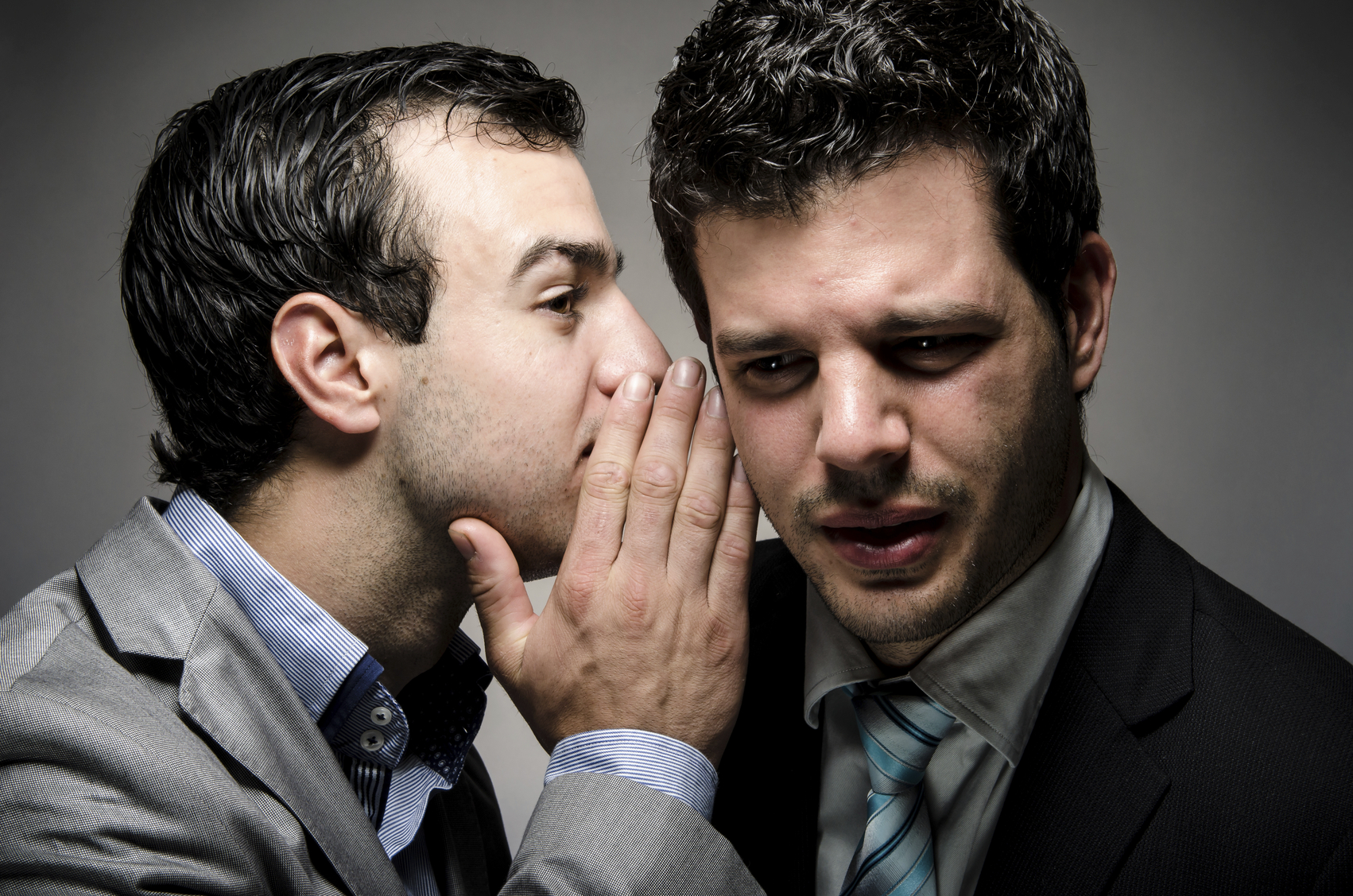 How To Avoid Gossip & Its Damaging Effects On Relationships
